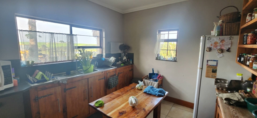 8 Bedroom Property for Sale in Geelhoutboom Western Cape
